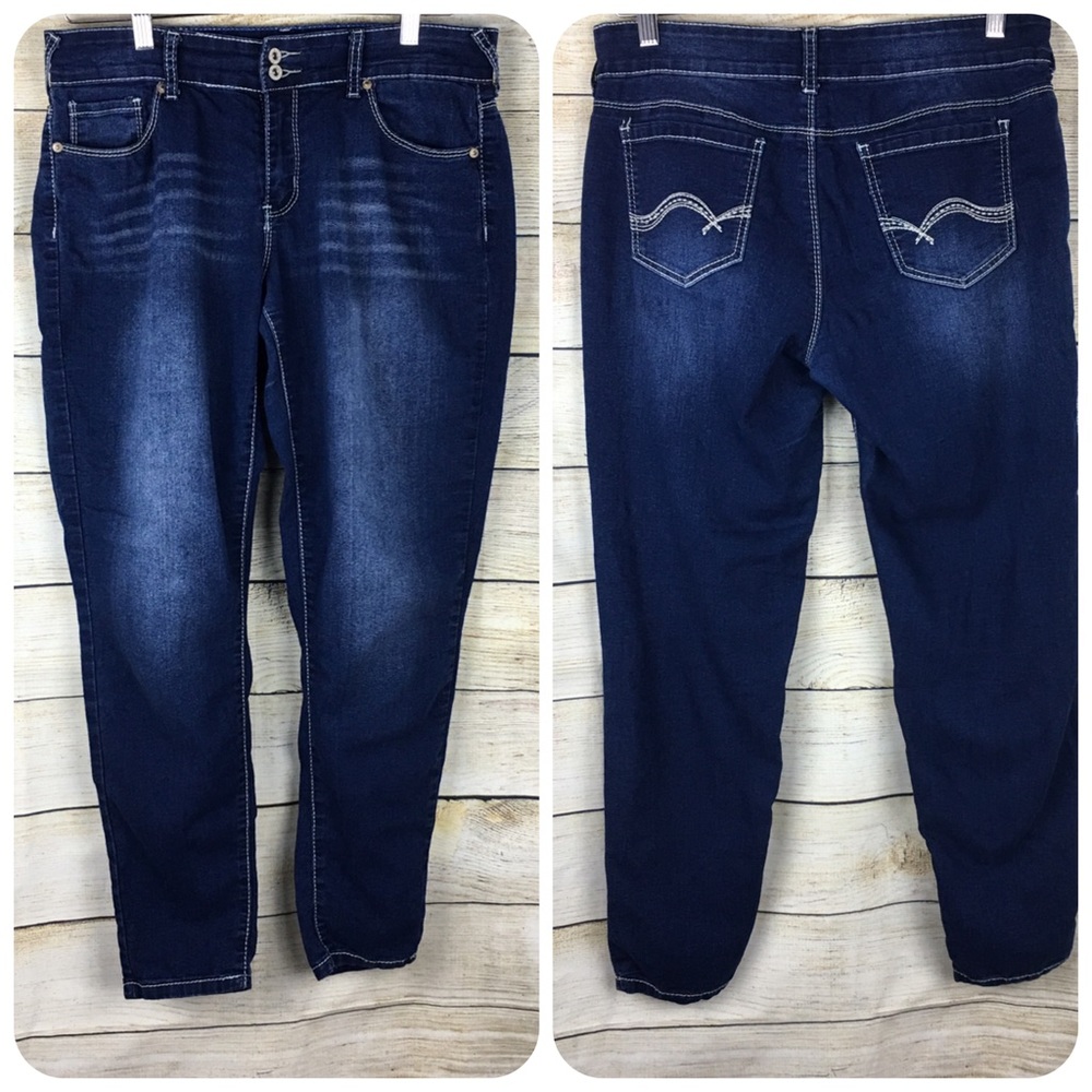 ⬇️rue 21 Skinny Jeggings S: 11/12 Short